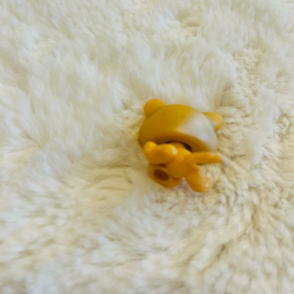 Authentic LPS Littlest Pet Shop Orange Kitten Cat Purple Eyes - Picture 3 of 4